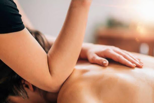 Image de massage lomi-lomi